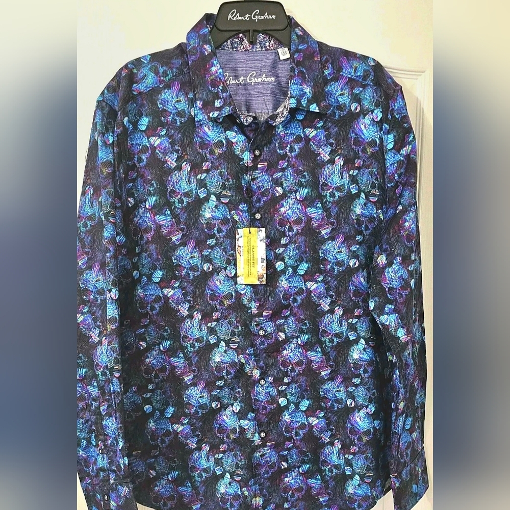 ROBERT GRAHAM SIZES 2XL, XL& M.NEW WITH TAGS(SIZE M TAGS MISSING) CD$135 EACH